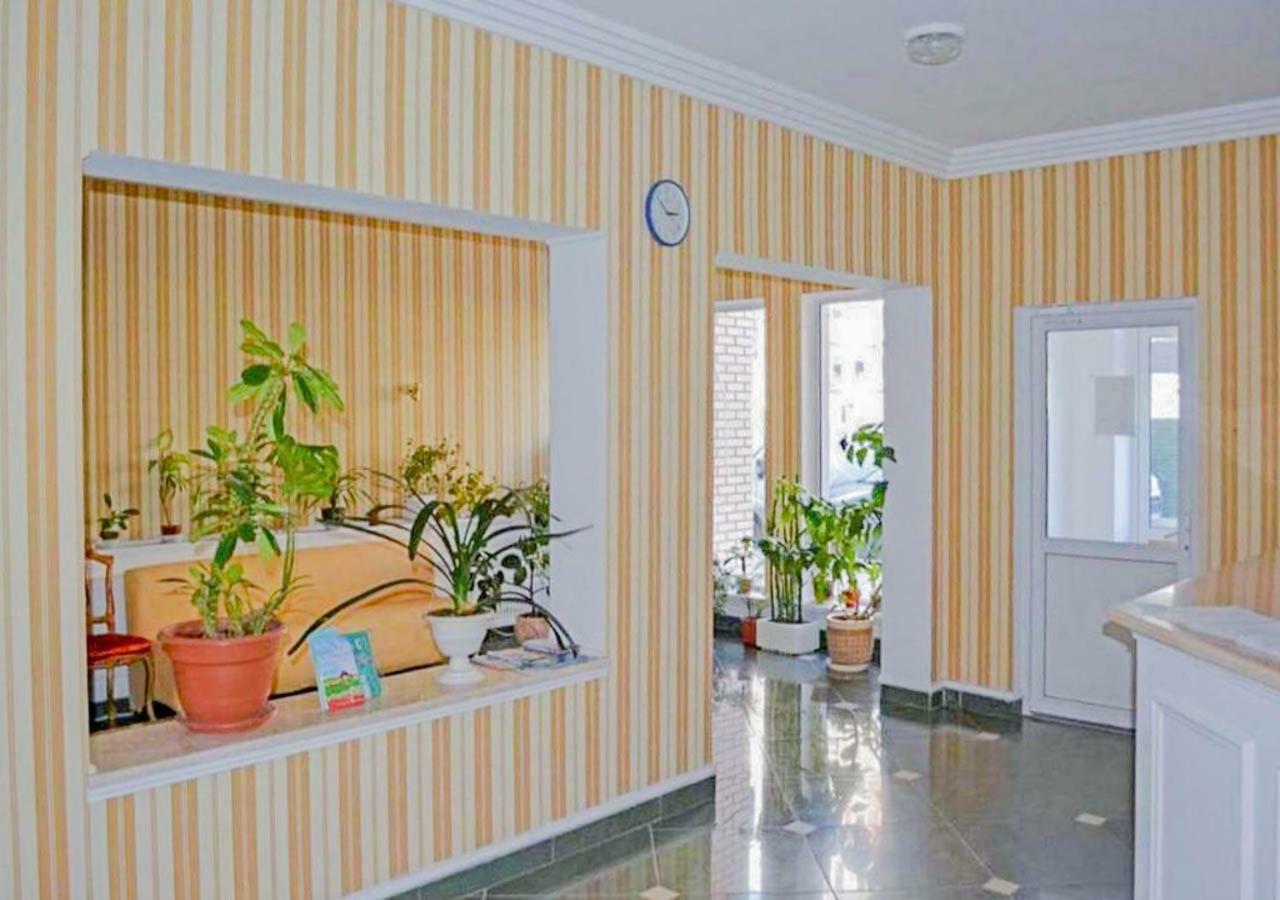 Rent-Kiev Apartment on LuxKlavdievskaya Buitenkant foto